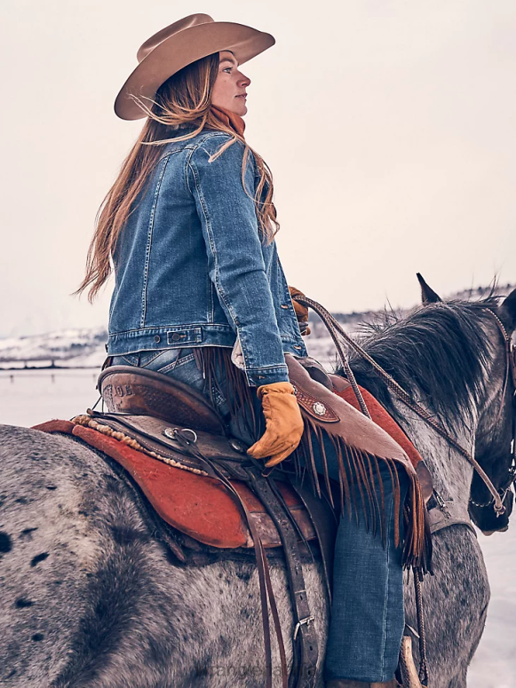 džinsa audums retro jaka ar šerpu oderi sievietes apģērbs Wrangler BFNTB869