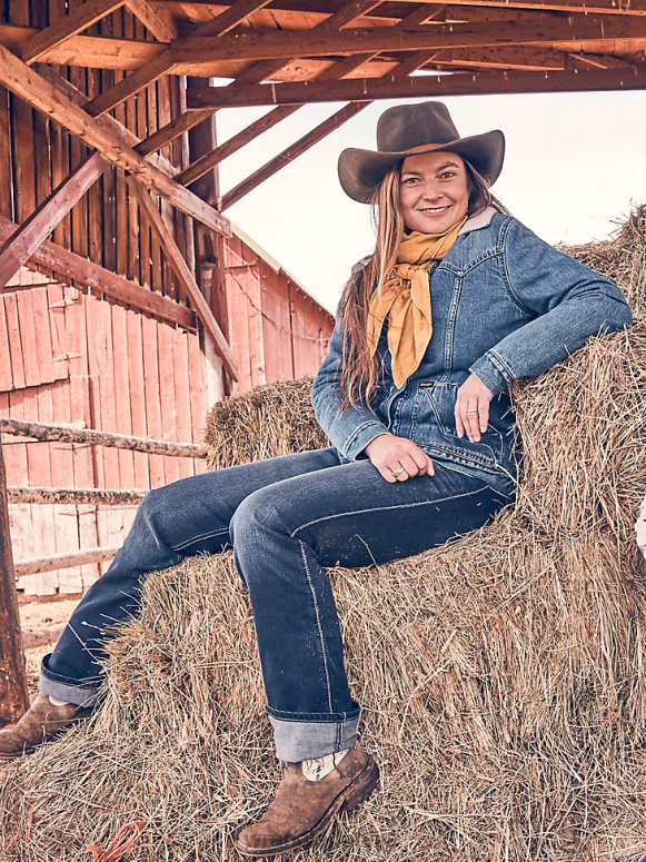 nr mazgāt Ultimate riding jean q-baby sievietes apģērbs Wrangler BFNTB759