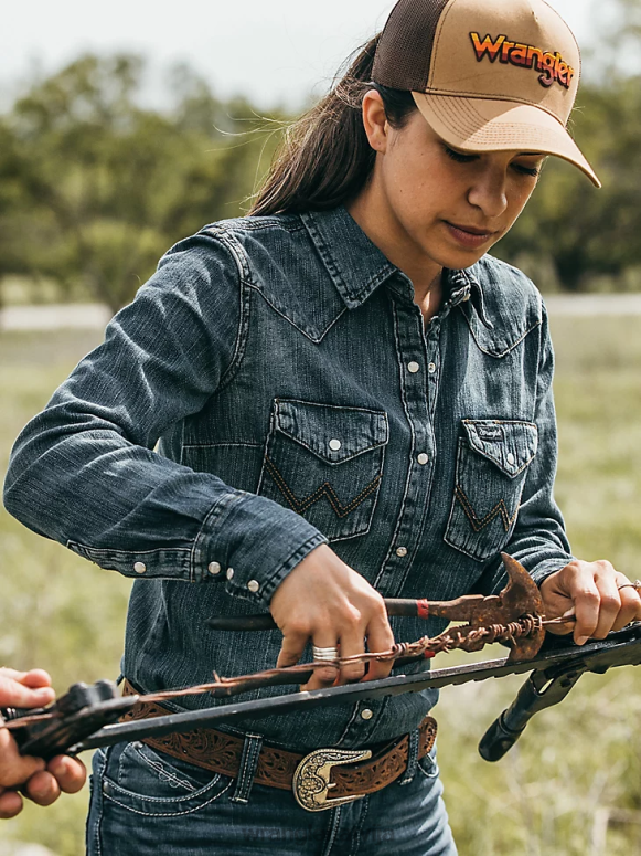 melns ar garām piedurknēm viens punkts priekšpusē un aizmugurē jūgu ciets tops sievietes apģērbs Wrangler BFNTB888